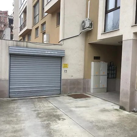 Orpheus Apartment *